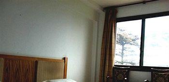 إيمايشان Mount Emei Jindingxiang Huaili Hotel المظهر الخارجي الصورة